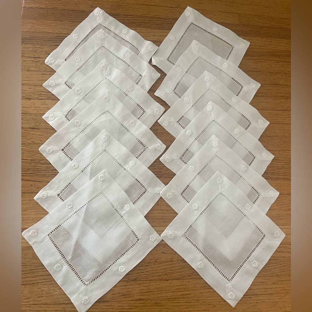 Set of 12 White Cotton Hemstitched Linen Cocktail Napkins 6x6” NWOT